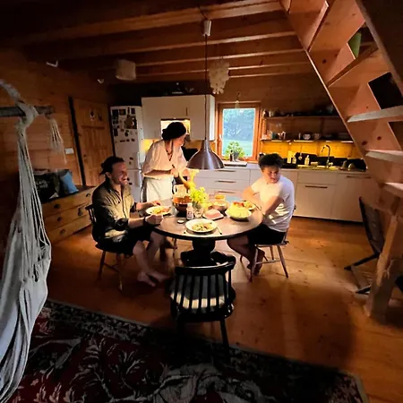 Swiecie Nasz - Dom W Gorach Izerskich